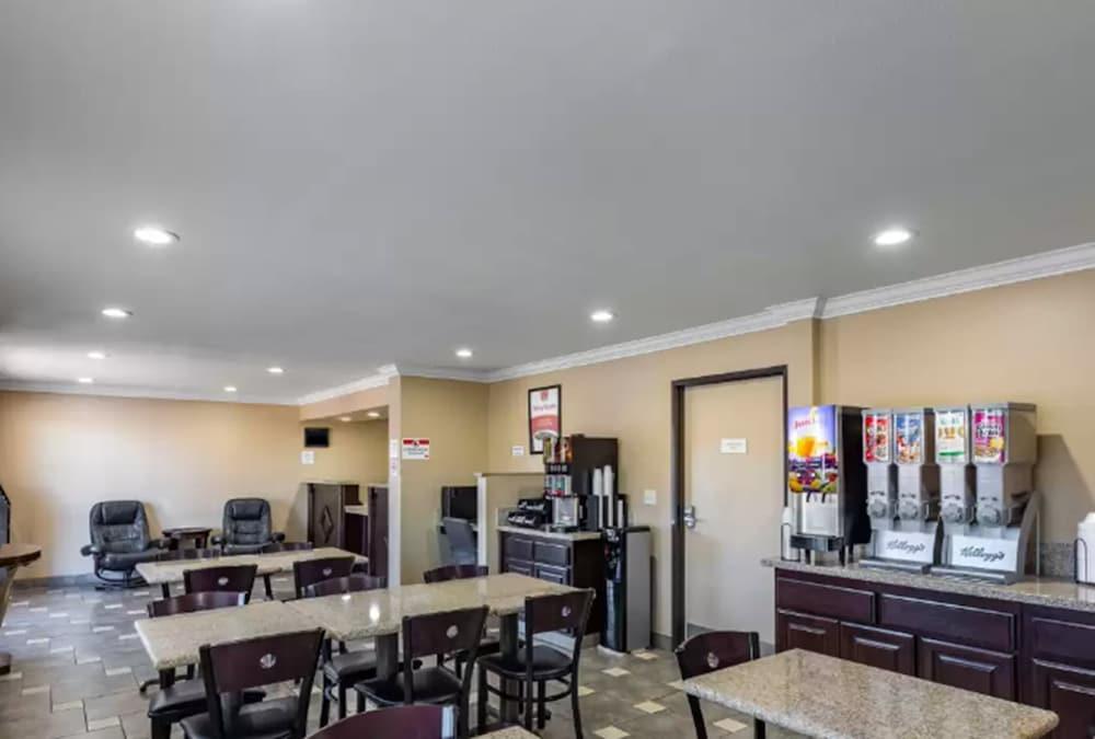 Econo Lodge Inn & Suites Escondido Downtown Exteriér fotografie
